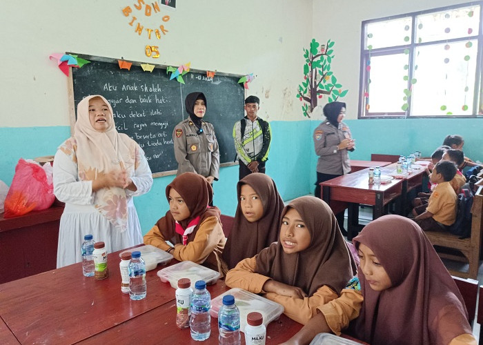 Polres Jember Gelar Makan Siang Bergizi Gratis untuk Anak Sekolah, Dukung Generasi Emas Bangsa