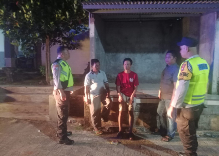 Polisi Ngawi Aktifkan Pos Satkamling, Warga Kendal Diajak Perkuat Keamanan Lingkungan