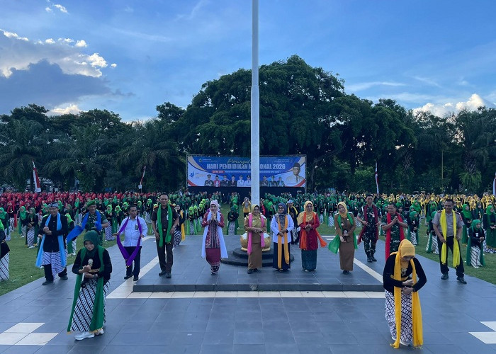 Peringatan Hardiknas, 2.026 Guru di Magetan Menari Lenggang Mageti Bersama Bupati Nanik