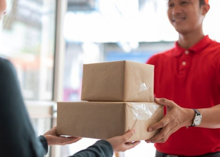 Resah Paketmu Tak Kunjung Datang? Berikut Cara Melacak Paket J&T dan JNE Online