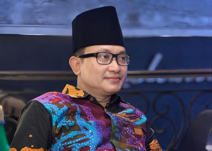 Sisi Lain Gus Kikin: Santun saat Mendengar dan Berbicara, Terbuka pada Gagasan