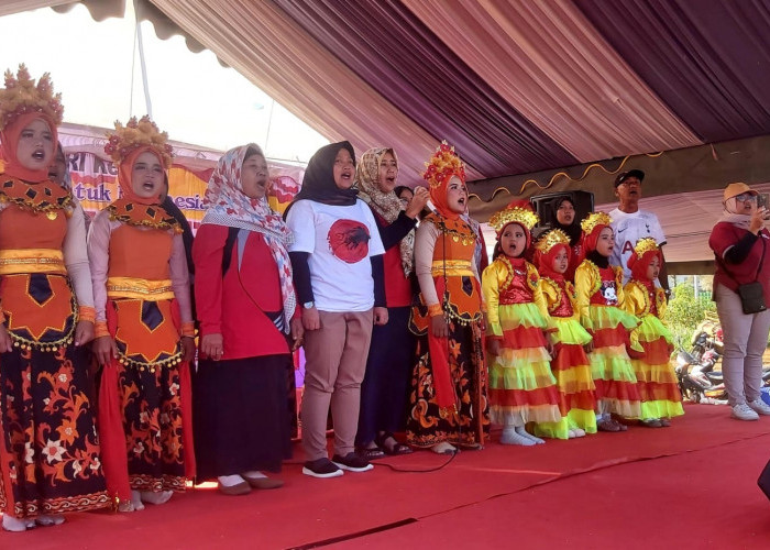 Politisi PDI-P Prakarsai Peringatan HUT Ke-78 RI Desa Pucung Lor