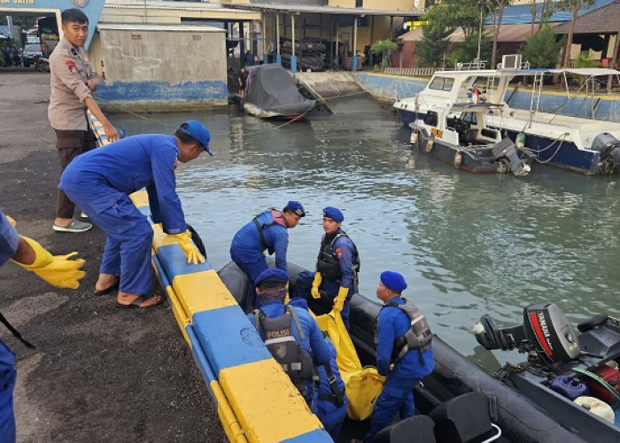 Mayat Misterius Mengapung di Perairan Pelabuhan Tanjung Perak
