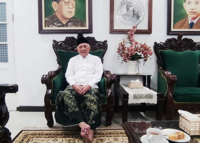 Terima Mandat Sebagai Kandidat Ketua Umum PBNU di Muktamar Ke-35 di Jombang, Gus Kikin : Saya Siap 