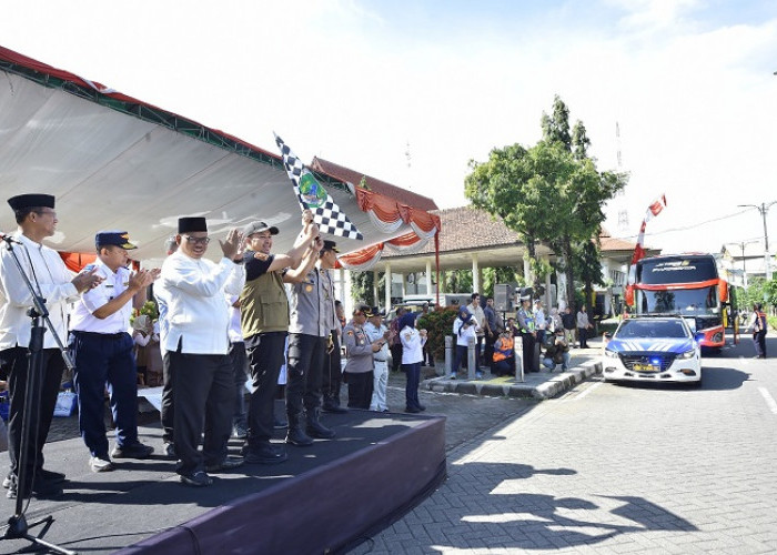 Pemkab Pasuruan Berangkatkan 7 Bus Mudik Gratis untuk Ratusan Warga