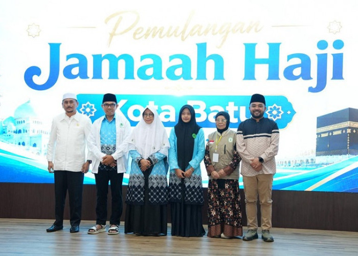 Wali Kota Batu dan 220 Jemaah Haji Kembali Selamat dari Tanah Suci