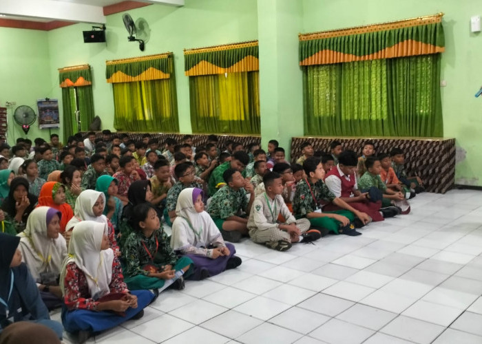 Polsek Candi Edukasi Siswa SMP Hang Tuah 5 Bahaya Bullying dan Narkoba