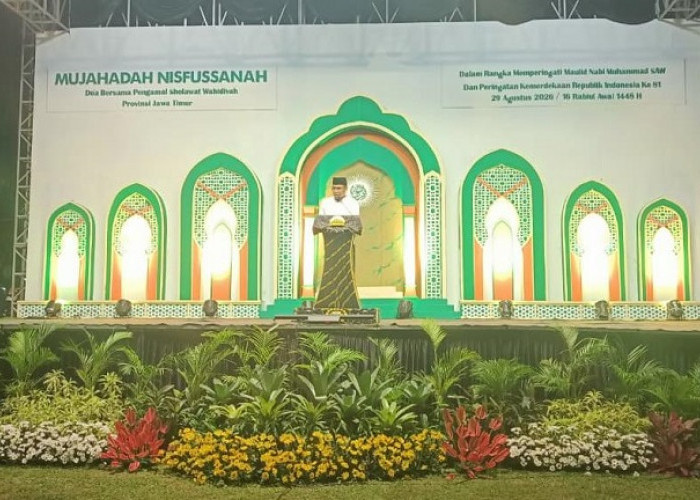 Mujahadah Nisfussanah, Ribuan Jemaah Sholawat Wahidiyah Berkumpul di Madiun