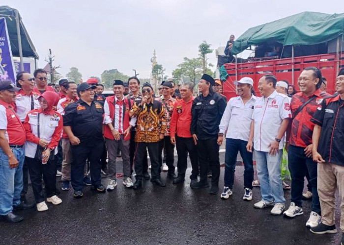 Ratusan Massa Aliansi Laskar Jenggala Gelar Aksi Damai di DPRD Sidoarjo Soroti Konflik Pimpinan Daerah