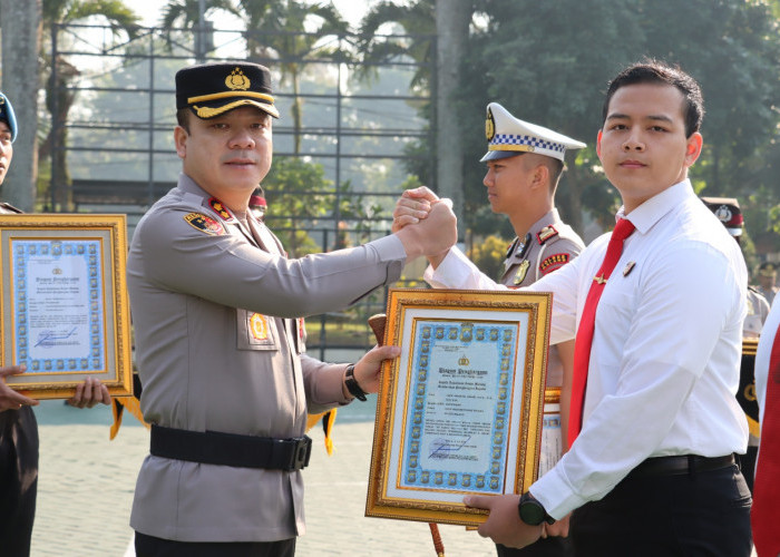 Kapolres Malang Berikan Penghargaan kepada 253 Personel dan Warga Berprestasi