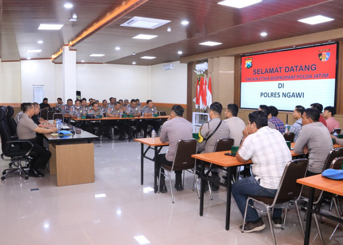 Perkuat Integritas dan Profesionalisme, Bidpropam Polda Jatim Gelar Pembinaan Etika Profesi Polri di Ngawi