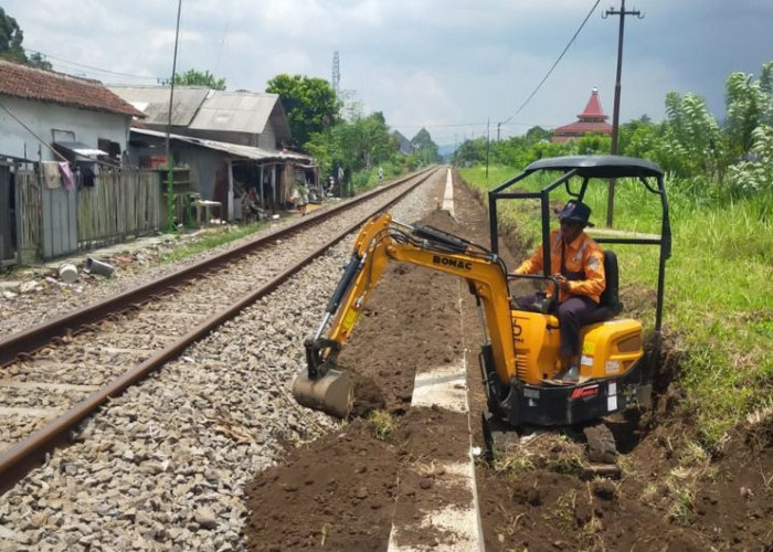 Antisipasi Bencana Hidrometeorologi, Ini yang Dilakukan KAI Daop 9 Jember