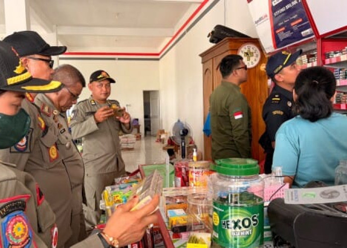 Pedagang di Tambakrejo Sadar Tak Jual Rokok Ilegal, Tim Gabungan Terus Lakukan Razia dan Edukasi
