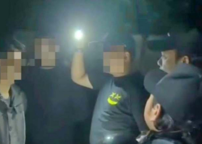 Dua Pelaku Vandalisme 'Police Killed People' Ditangkap