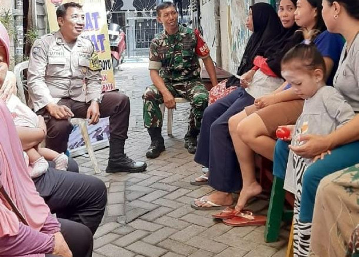 Polsek Sawahan Gelar Jumat Curhat di Kupang Krajan, Dorong Warga Tingkatkan Kewaspadaan 3C