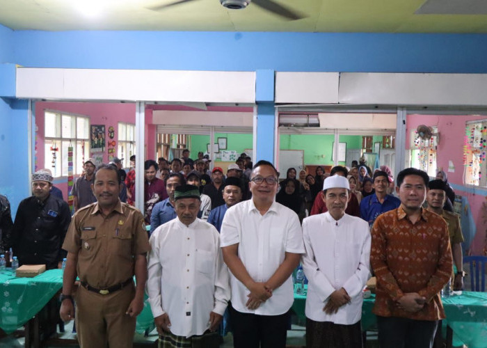 Wabup Gresik Rembug Bareng Warga Bawean, Bahas Infrastruktur Hingga Pelayanan Publik