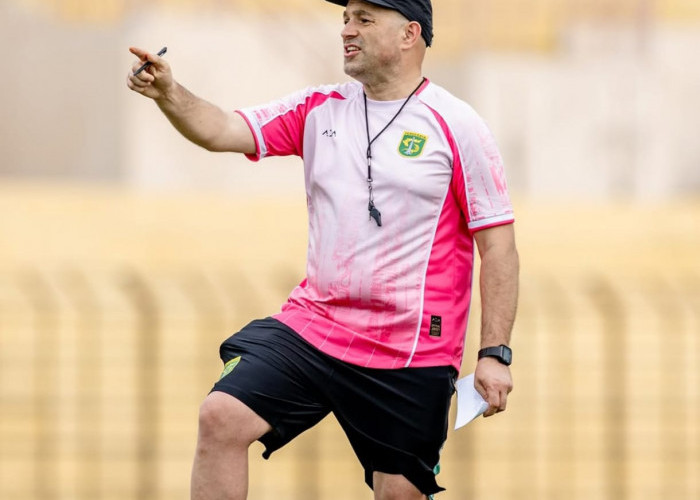 Lawan PSIM Yogyakarta, Bernardo Tavares Instruksikan Pemain Fokus dan Beri Penampilan Terbaik