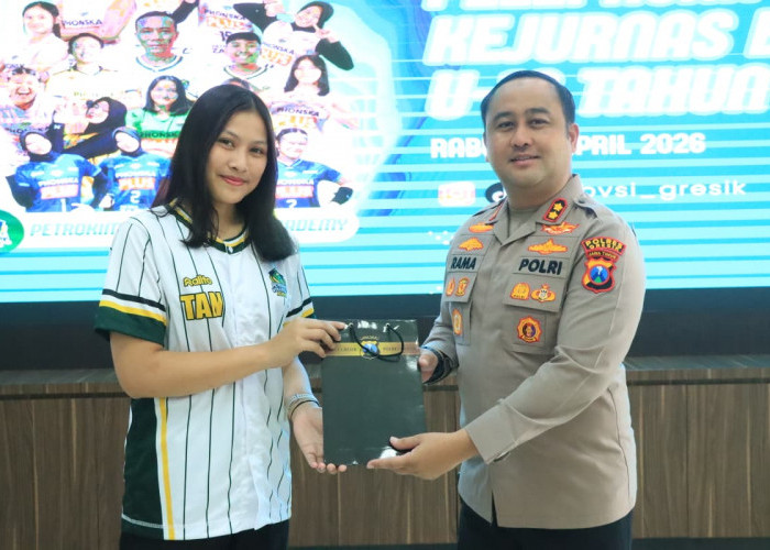 Kapolres Gresik Lepas Atlet PBVSI Gresik ke Kejurnas Bolavoli U-18 2026