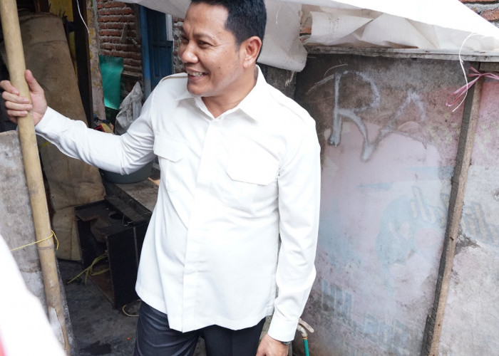 Rumah Penjual Kerupuk Terbakar, Bupati Sidoarjo Percepat Bantuan Perbaikan