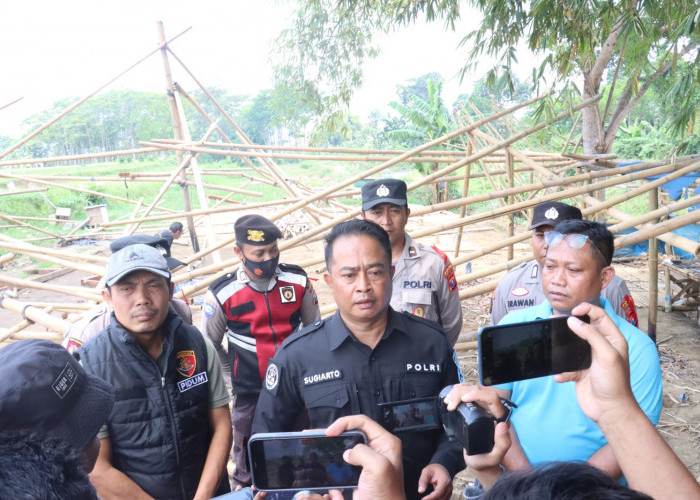 Polres Lumajang Obrak Abrik Arena Sabung Ayam di Dawuhan Lor