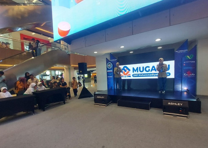 Siswa SMP Muhammadiyah 3 Waru Tampil Percaya Diri dengan Story Telling  di Haji Umrah Expo 2026
