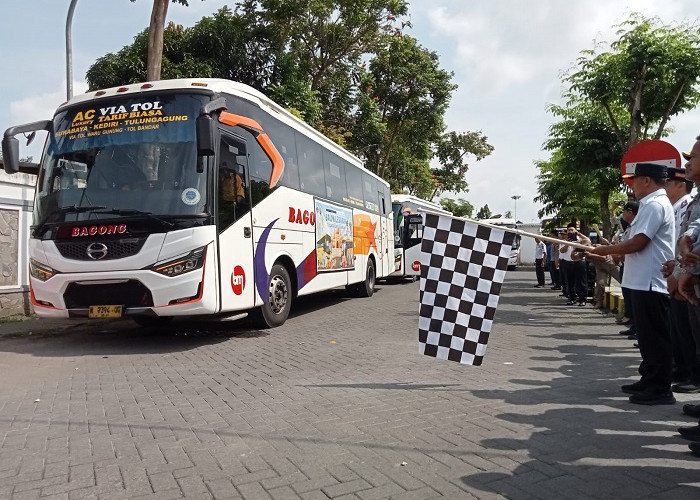  Balik Gratis Diserbu, Wabup Berangkatkan 270 Warga Tulungagung ke Surabaya