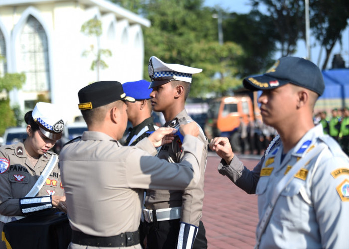 Operasi Patuh Semeru 2025 Dimulai, Polres Gresik Gelar Apel Pasukan