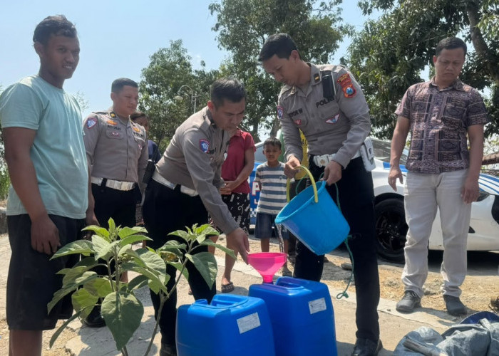 SABER Satlantas Polres Ngawi Hadir untuk Tiga Desa Terdampak Kekeringan di Bringin