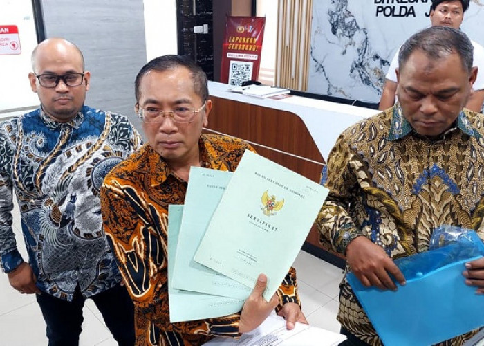 Dilaporkan Kasus Penggelapan ke Polda Jatim, Suami Wabup Sidoarjo Penuhi Panggilan Penyidik