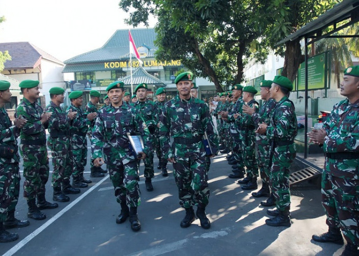 Kodim 0821 Lumajang Lepas 4 Prajurit Memasuki Masa Persiapan Pensiun