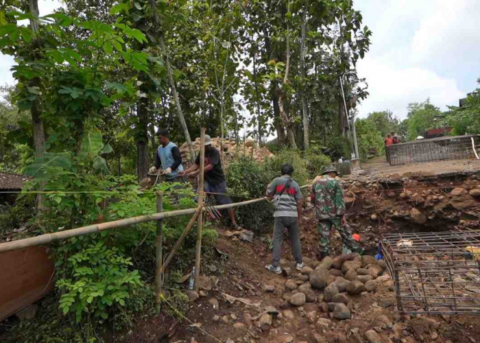 Menanti 20 Tahun, Warga Desa Nglembu Boyolali Segera Punya Jembatan Gantung Permanen