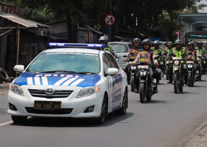 Patroli Gabungan Sasar Titik Vital Jember Jaga Keamanan Saat Pelantikan Presiden