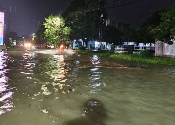 Jawa Timur Masuki Puncak Musim Hujan Januari 2026 Waspadai Cuaca Ekstrem