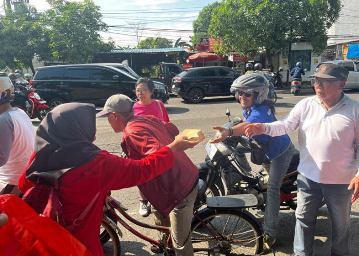 PDIP Rungkut Gelar Jumat Berkah, Perkuat Gerakan Kerakyatan