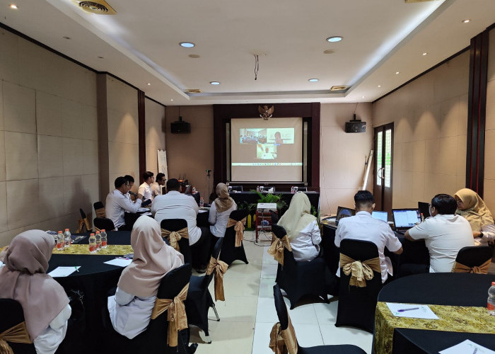 Dorong Pasar Rakyat dan Toko Swalayan di Kota Blitar Jadi Pusat Kegiatan Ekonomi Masyarakat