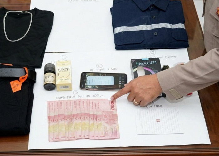 Pura-pura Jadi Pembeli, Pemuda Tulungagung Gasak Tiga Ponsel di Toko Pakaian Kepanjen