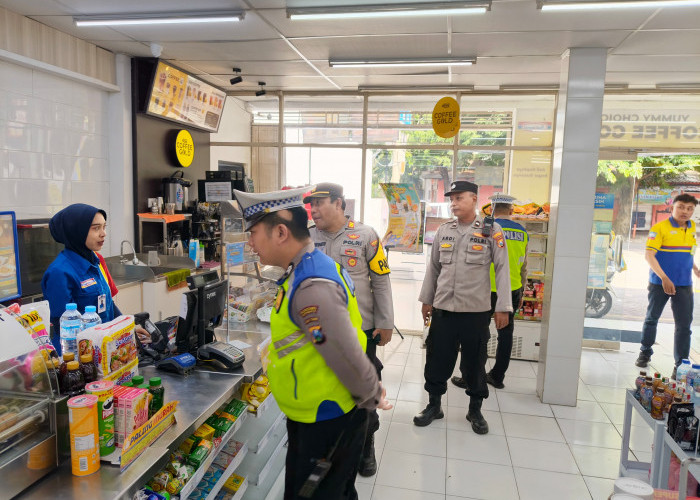 Antisipasi Kejahatan di Minimarket, Polsek Sawahan Intensifkan Patroli dan Sosialisasi Layanan 110