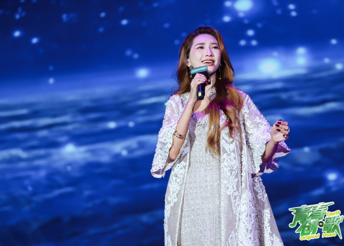 Dilirik Inge Fang, Penyanyi Jember Icha Yang Melejit Tembus Panggung Televisi China