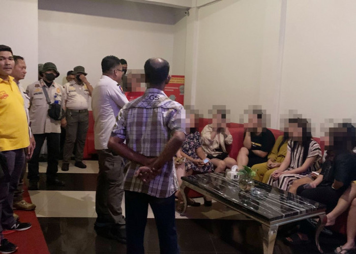 11 Terapis Panti Pijat Terjaring Operasi Satpol PP Surabaya