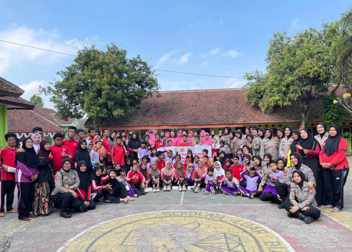 Polwan Jember Berbagi Kebahagiaan di HUT Ke-76, Gelar Bhakti Kesehatan dan Tasyakuran di SDLB