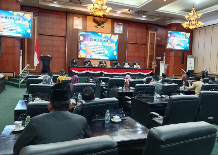 Fraksi DPRD Bongkar Titik Lemah APBD Jombang 2025, Ketergantungan Dana Pusat hingga Kinerja BUMD Jadi Sorotan