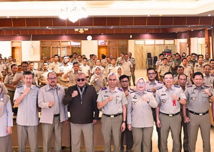 Perkuat Komitmen Layanan, Kakanwil BPN Jatim Laksanakan Rapat dengan Kepala Kantah se-Jawa Timur
