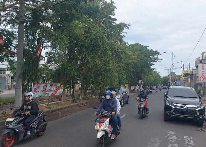 Kerjakan Proyek Pengaspalan dan Pemasangan CCSP di Wiyung-Menganti: Warga Minta Kontraktor Lakukan Ini!