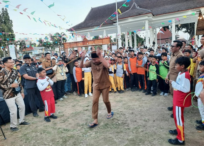 Tekan Ketergantungan Gawai pada Anak, Pemkab Situbondo Gelar Festival Permainan Tradisional 