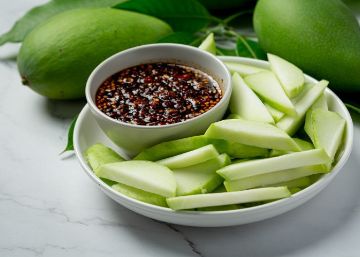 Tak Perlu Membeli, Ini Cara Mudah Membuat Bumbu Rujak Sendiri di Rumah 