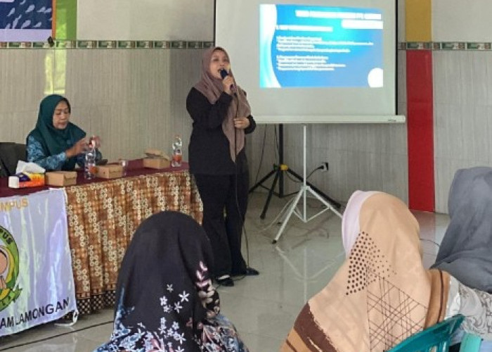 Tim PPK Ormawa Unisla Dampingi Warga Desa Margoanyar Lamongan Kembangkan Olahan Ikan Tambak