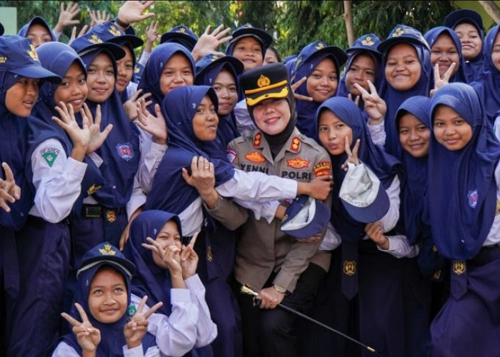 Hari Polwan 2026, Kapolres Bojonegoro AKBP Yenni Diarty Jadi Inspirasi Generasi Muda
