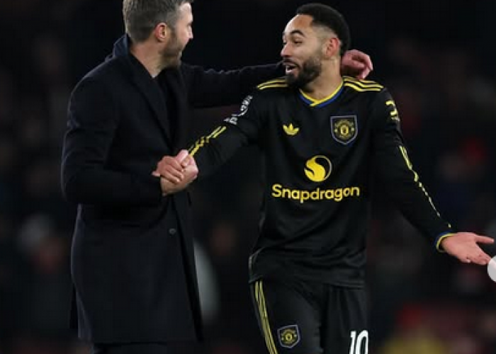 Carrick Tetap Membumi Usai MU Tumbangkan Arsenal: Fokus ke Laga Berikutnya