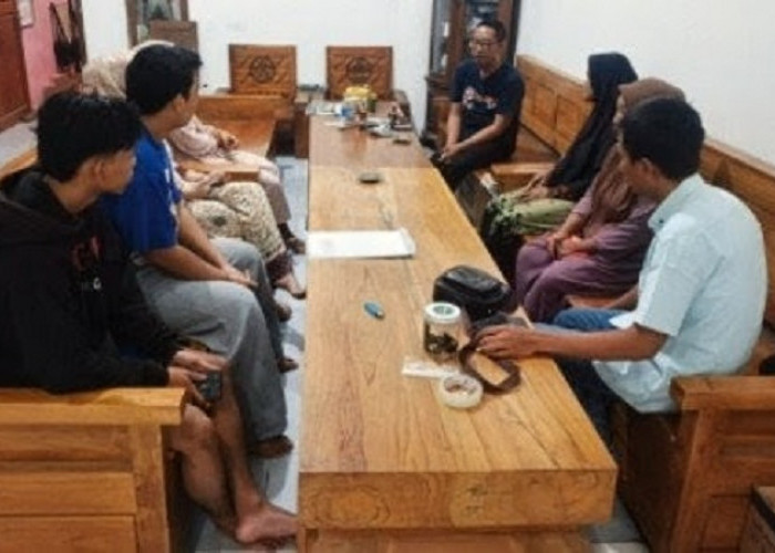 Kartu PKH Dipegang Oknum Perangkat Desa, KPM di Lamongan Kehilangan Bantuan Rp11 Juta 