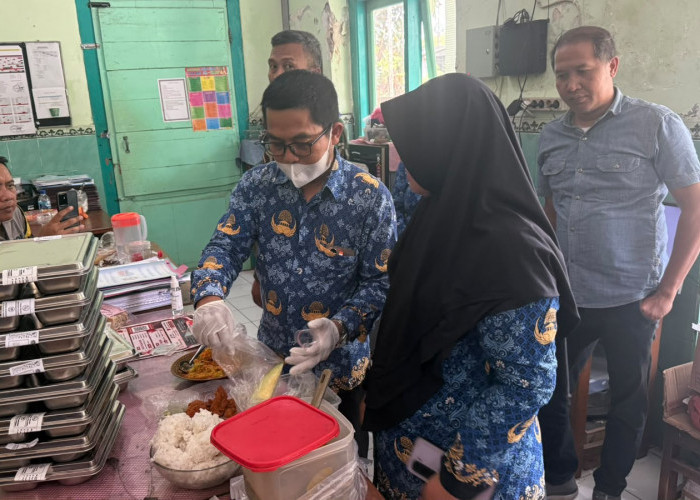 Puluhan Siswa SDN di Kota Kediri Diduga Keracunan MBG